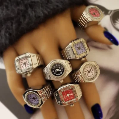 Vintage Punk Finger Watch Mini Elastic Strap Alloy Watches Couple Rings Jewelry Clock Retro Roman Quartz Watch Rings Women Men 1