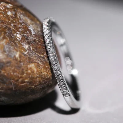 Huitan New Minimalist Thin Rings for Women Wedding Brilliant Cubic Zircon High Quality Versatile Female Finger Ring Jewelry 2
