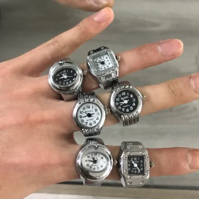 Vintage Punk Finger Watch Mini Elastic Strap Alloy Watches Couple Rings Jewelry Clock Retro Roman Quartz Watch Rings Women Men 3