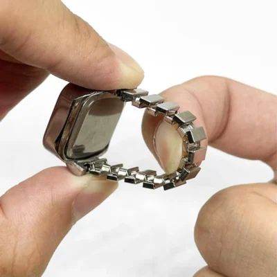 Vintage Punk Finger Watch Mini Elastic Strap Alloy Watches Couple Rings Jewelry Clock Retro Roman Quartz Watch Rings Women Men 4