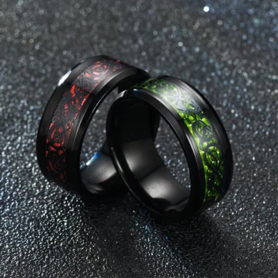 2023 Fashion Men Stainless Steel Dragon Ring Inlay Purple Black Carbon Fiber Ring Wedding Band Jewelry 8MM 5